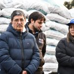 PRODUCTORES DE VILLA PRAT RECIBIERON ALIMENTOS PARA SUS ANIMALES AFECTADOS POR TEMPORAL DE JUNIO